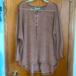 Medium pink polagram flowy shirt